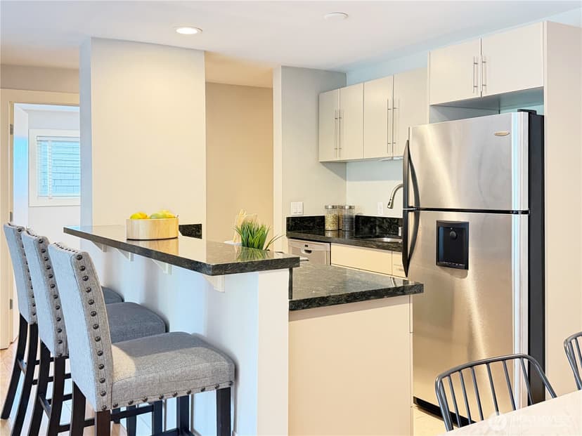 Property photo for 731 Broadway E #301, Seattle photo 10