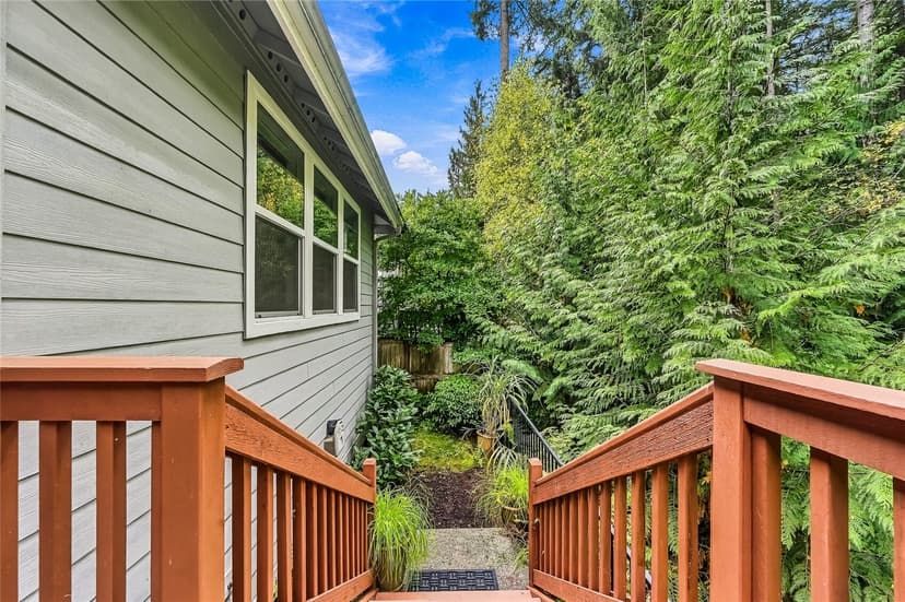 Property photo for 12617 Sunbreak Way NE, Redmond photo 29