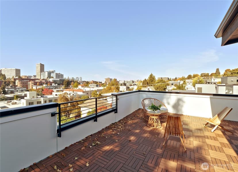 Property photo for 717 15th Avenue #D, Seattle photo 24