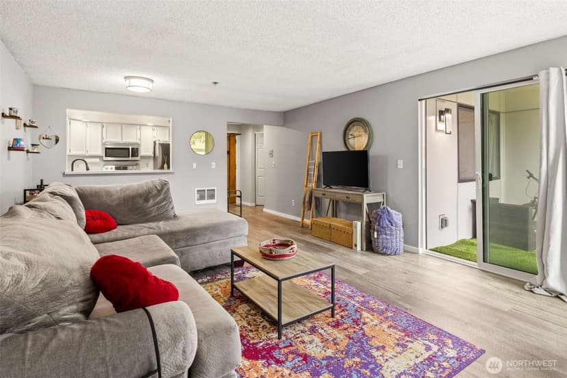 Property photo for 15209 Sunwood Boulevard #B26, Tukwila photo 6