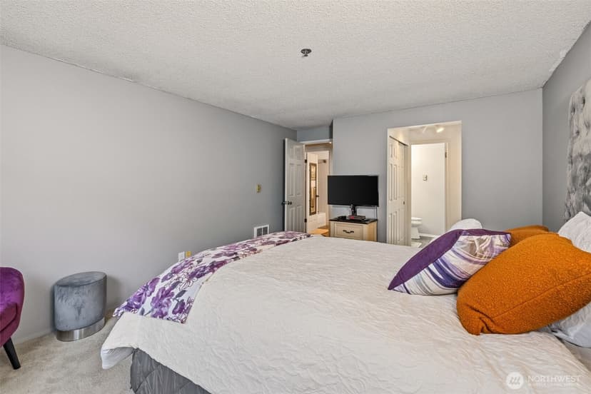 Property photo for 15209 Sunwood Boulevard #B26, Tukwila photo 12