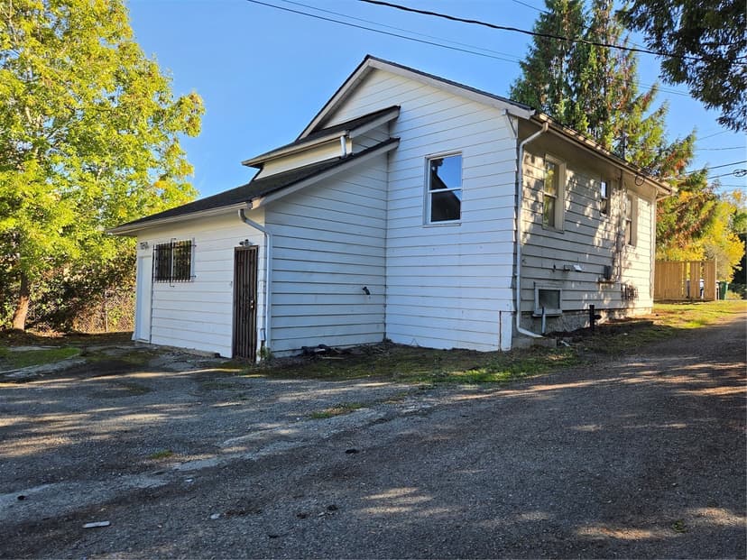 Property photo for 3700 S Holly Street, Seattle