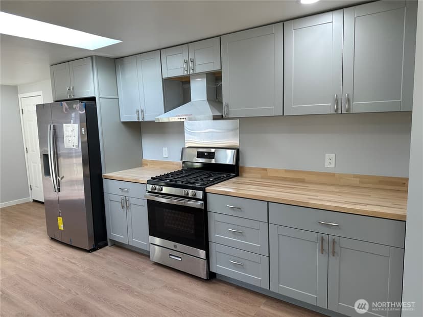 Property photo for 11054 SE 192nd Street, Renton photo 13