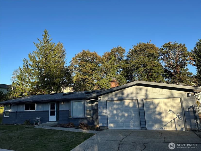Property photo for 11054 SE 192nd Street, Renton photo 2