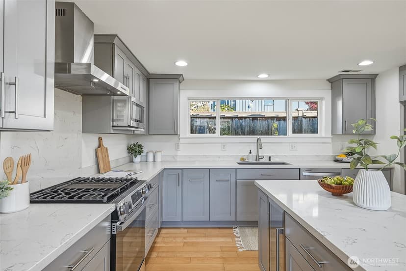 Property photo for 8308 14th Avenue NW, Seattle photo 16