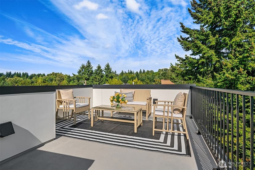 Property photo for 134 8th Ct, Kirkland photo 20