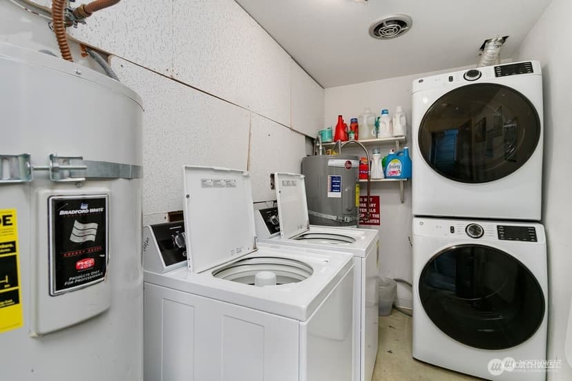 Property photo for 4111 Whitman Avenue N #205, Seattle photo 17