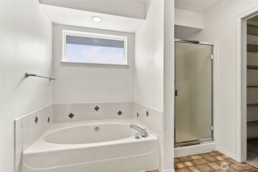 Property photo for 22923 127th Avenue SE, Kent photo 15