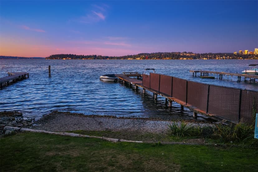 Property photo for 7627 SE 22nd Street, Mercer Island photo 29