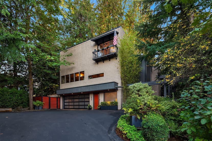 Property photo for 7627 SE 22nd Street, Mercer Island
