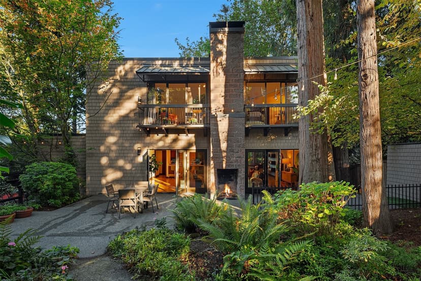Property photo for 7627 SE 22nd Street, Mercer Island photo 24