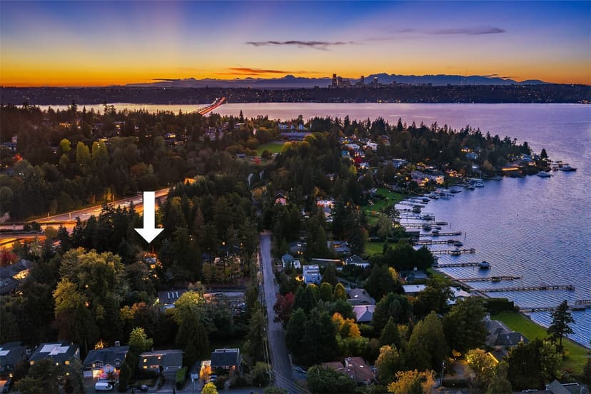 Property photo for 7627 SE 22nd Street, Mercer Island photo 30