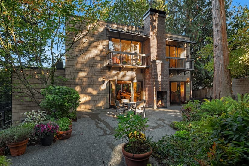 Property photo for 7627 SE 22nd Street, Mercer Island photo 25