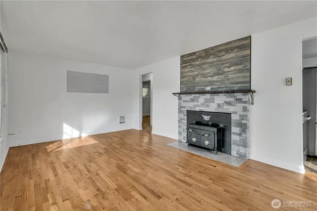 Property photo for 208 M Street SE, Auburn photo 3
