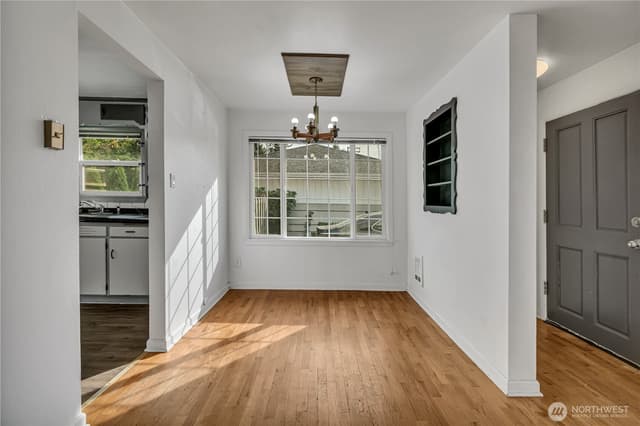 Property photo for 208 M Street SE, Auburn photo 5