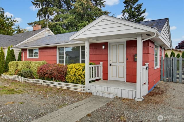 Property photo for 208 M Street SE, Auburn