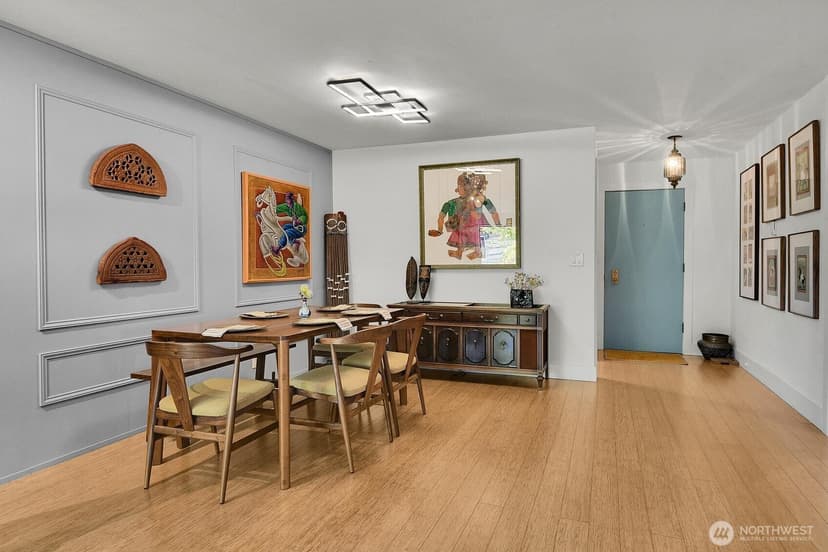 Property photo for 1001 2nd Avenue W #103, Seattle photo 7