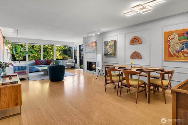 Property photo for 1001 2nd Avenue W #103, Seattle photo 3