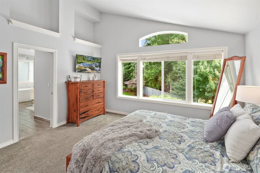 Property photo for 4638 230th Terrace SE, Sammamish photo 32