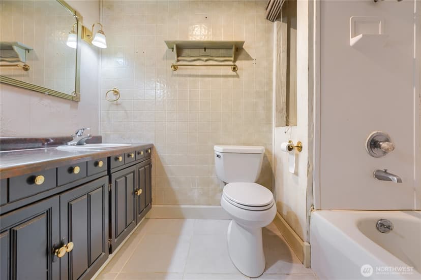Property photo for 1708 SE 16th Place, Renton photo 23