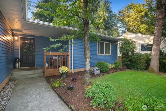 Property photo for 12116 NE 149th Street, Kirkland photo 3