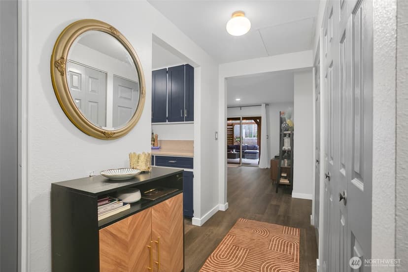 Property photo for 12116 NE 149th Street, Kirkland photo 5