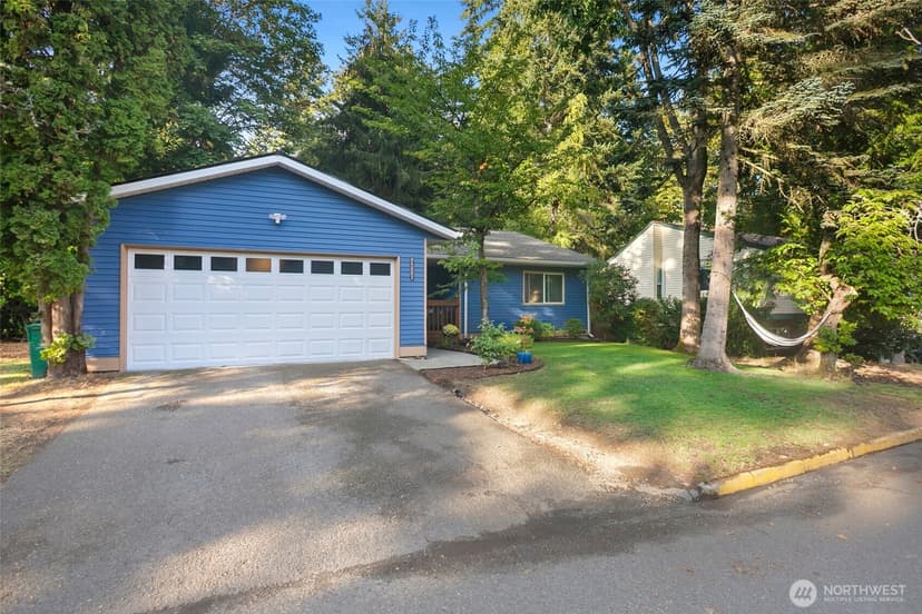 Property photo for 12116 NE 149th Street, Kirkland photo 2
