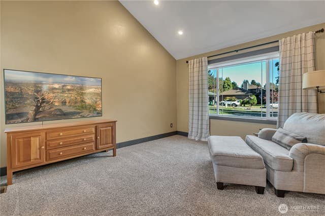 Property photo for 15850 SE 156th Street, Renton photo 3