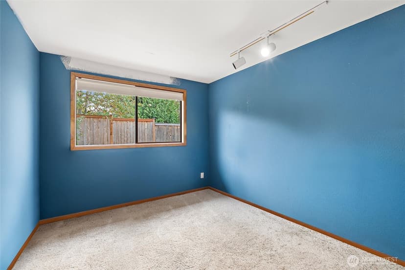 Property photo for 6314 137th Place SW, Edmonds photo 27