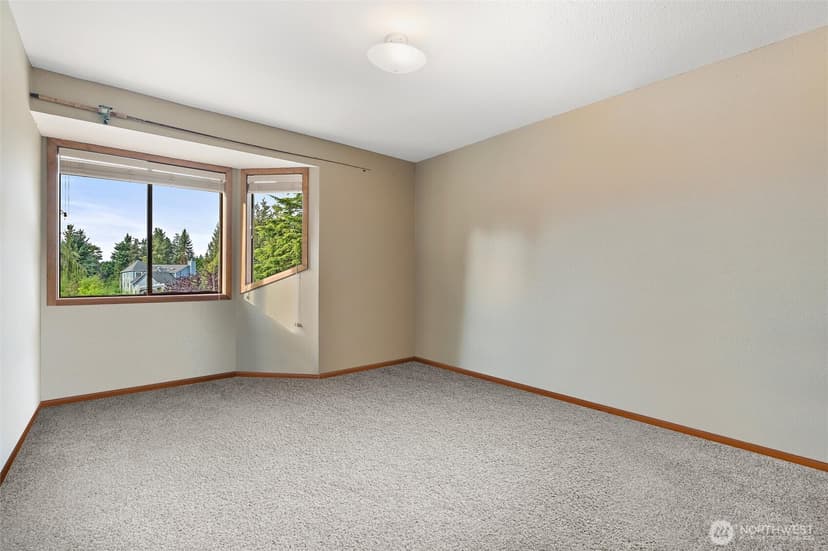 Property photo for 6314 137th Place SW, Edmonds photo 32
