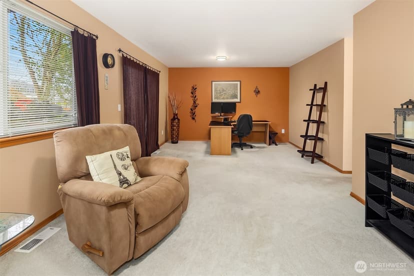 Property photo for 1814 111th Drive SE, Lake Stevens photo 20