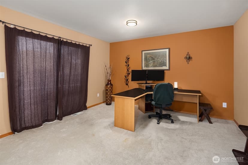 Property photo for 1814 111th Drive SE, Lake Stevens photo 18