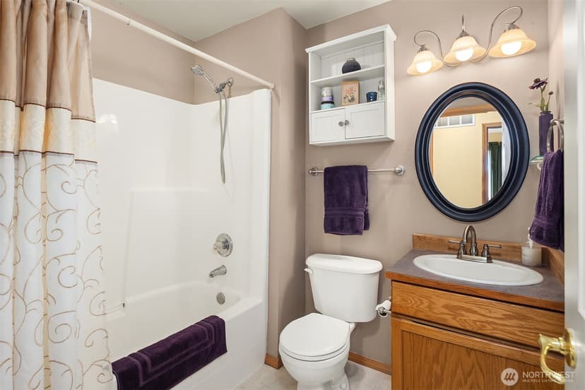 Property photo for 1814 111th Drive SE, Lake Stevens photo 16