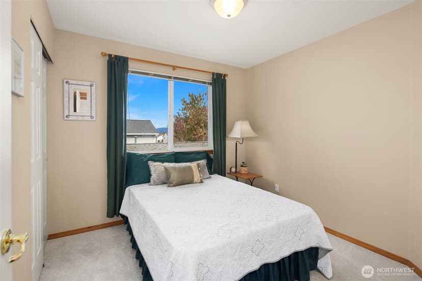 Property photo for 1814 111th Drive SE, Lake Stevens photo 14