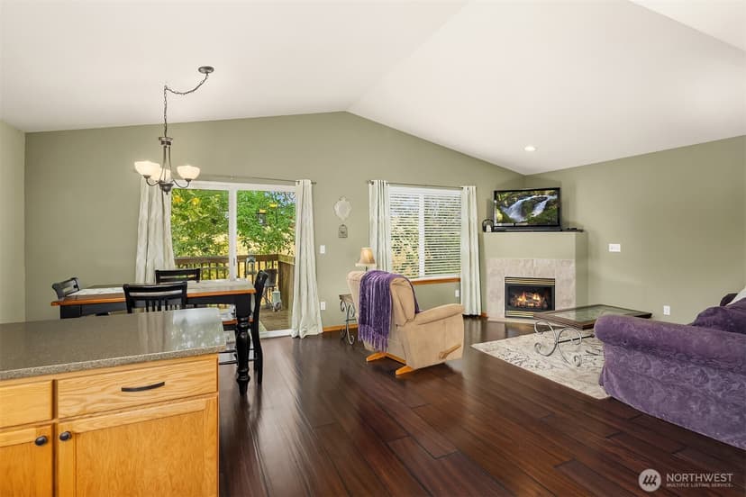 Property photo for 1814 111th Drive SE, Lake Stevens photo 10