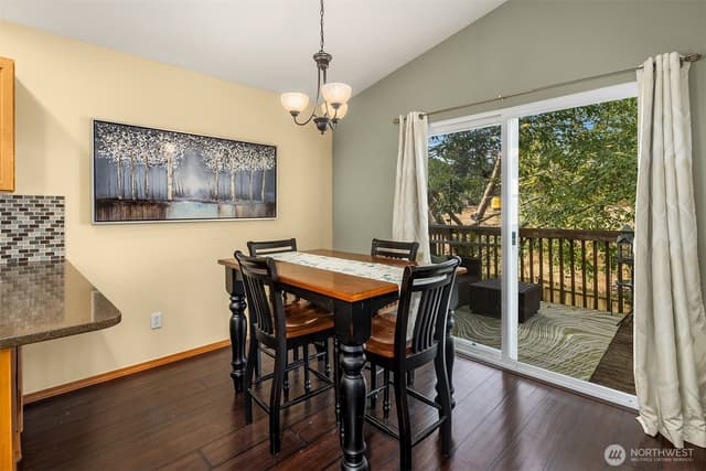 Property photo for 1814 111th Drive SE, Lake Stevens photo 5