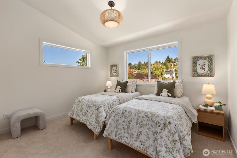Property photo for 3312 W Dravus Street, Seattle photo 28