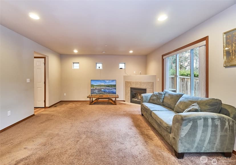 Property photo for 20829 70th Ave W #A, Lynnwood photo 9
