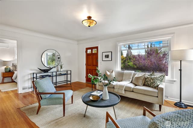 Property photo for 7705 13th Avenue NW, Seattle photo 4