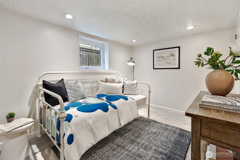 Property photo for 7705 13th Avenue NW, Seattle photo 16