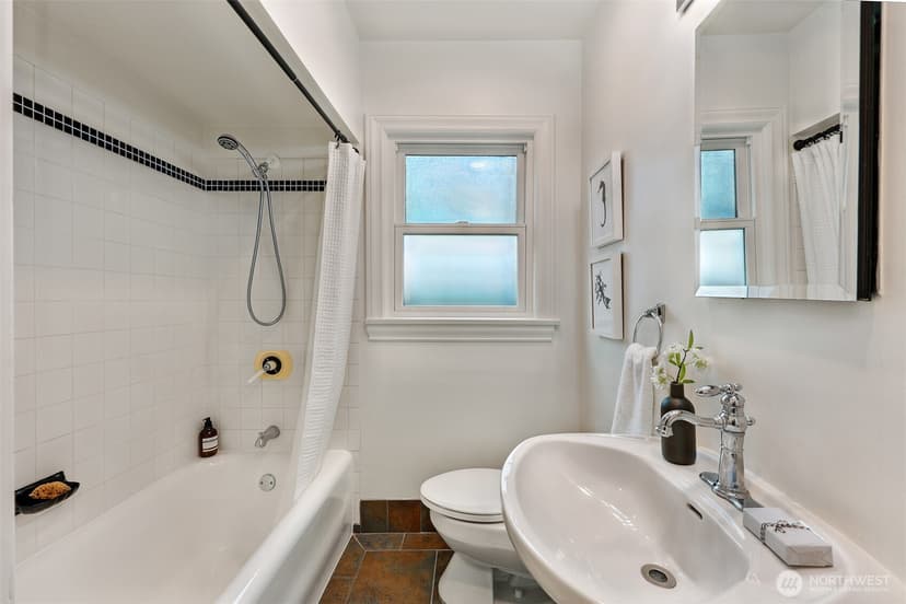 Property photo for 7705 13th Avenue NW, Seattle photo 12