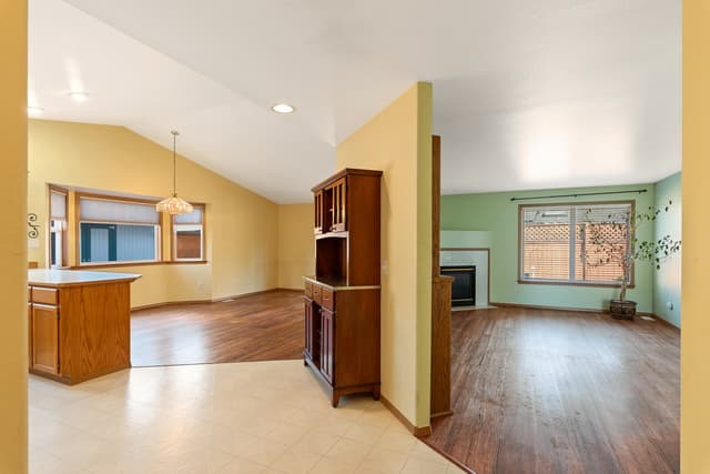 Property photo for 8205 50th Avenue NE, Marysville photo 4