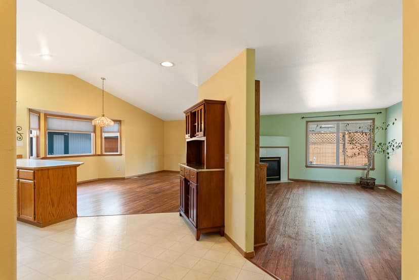 Property photo for 8205 50th Avenue NE, Marysville photo 4