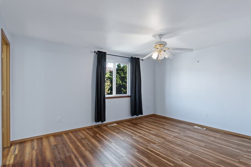 Property photo for 8205 50th Avenue NE, Marysville photo 14