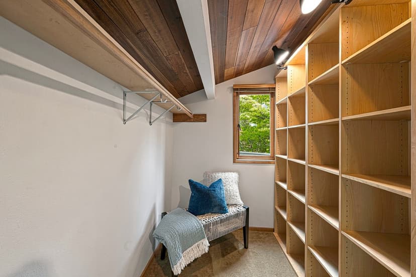 Property photo for 3003 35th Avenue W, Seattle photo 17