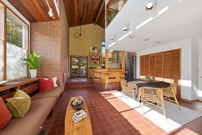 Property photo for 3003 35th Avenue W, Seattle photo 6