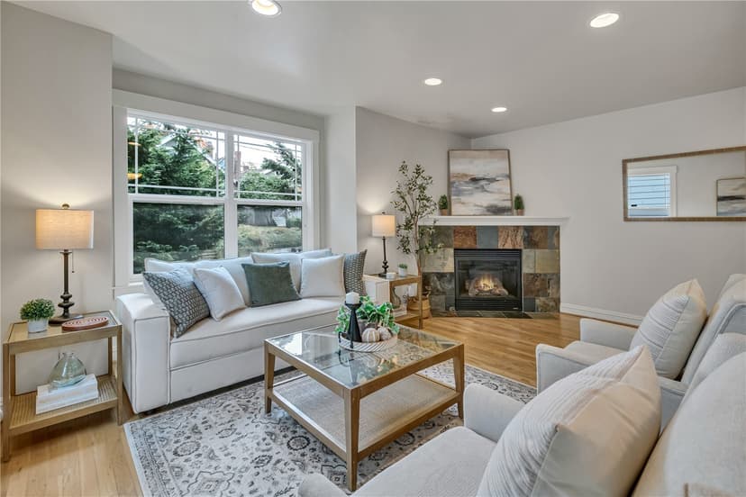 Property photo for 5235 11th Ave NE #B, Seattle photo 12