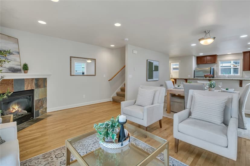 Property photo for 5235 11th Ave NE #B, Seattle photo 14