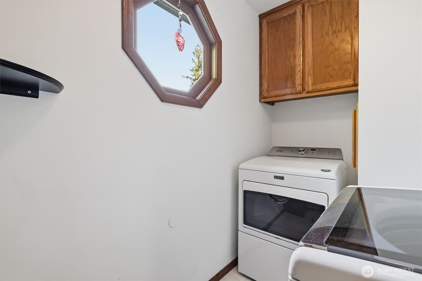 Property photo for 10827 NE 183rd Court, Bothell photo 22