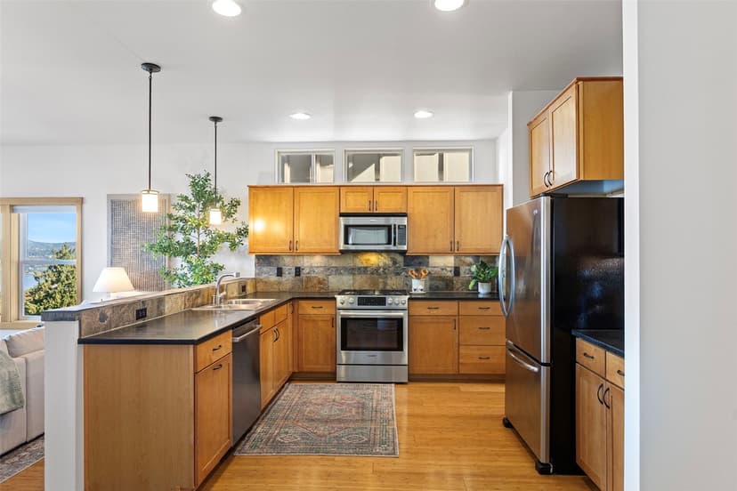 Property photo for 8312 S 124th Street, Seattle photo 12